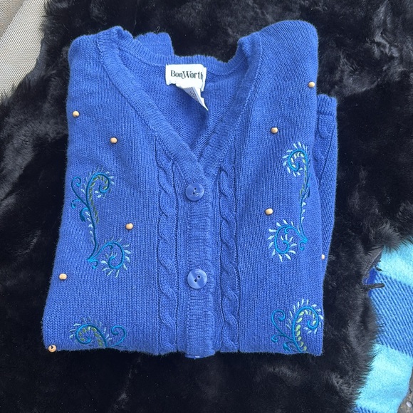 Bon Worth Blue Button Front Cardigan Sweater Embroidered Scalloped Trim Beads M - Picture 16 of 16